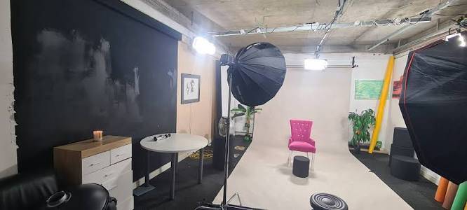 Creative Photo Studio "Mock"